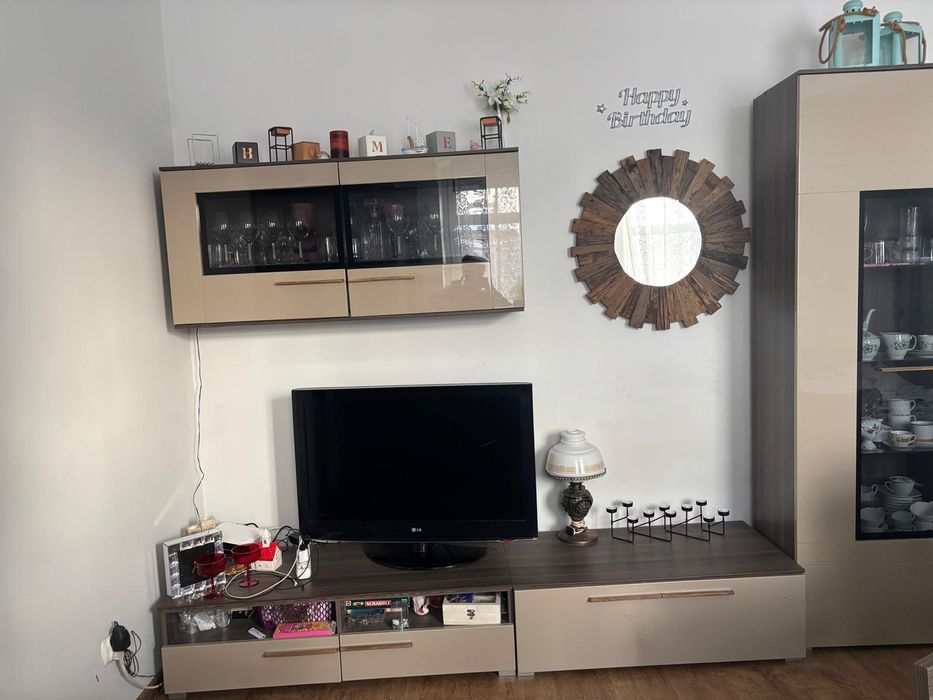 Sprzedam meble do salonu.