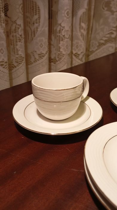 Chávenas de café brancas