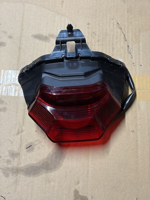Lampa tył honda ADV 350 led
