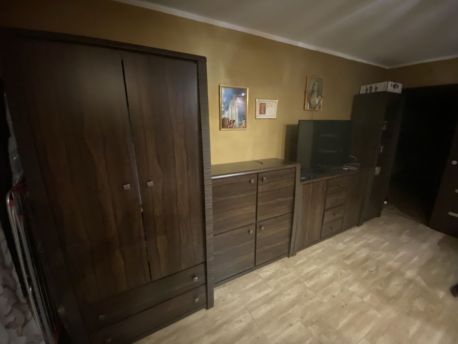 Zestaw mebli do salonu z ławą