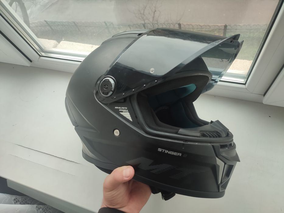 Срочно продам мотошлем