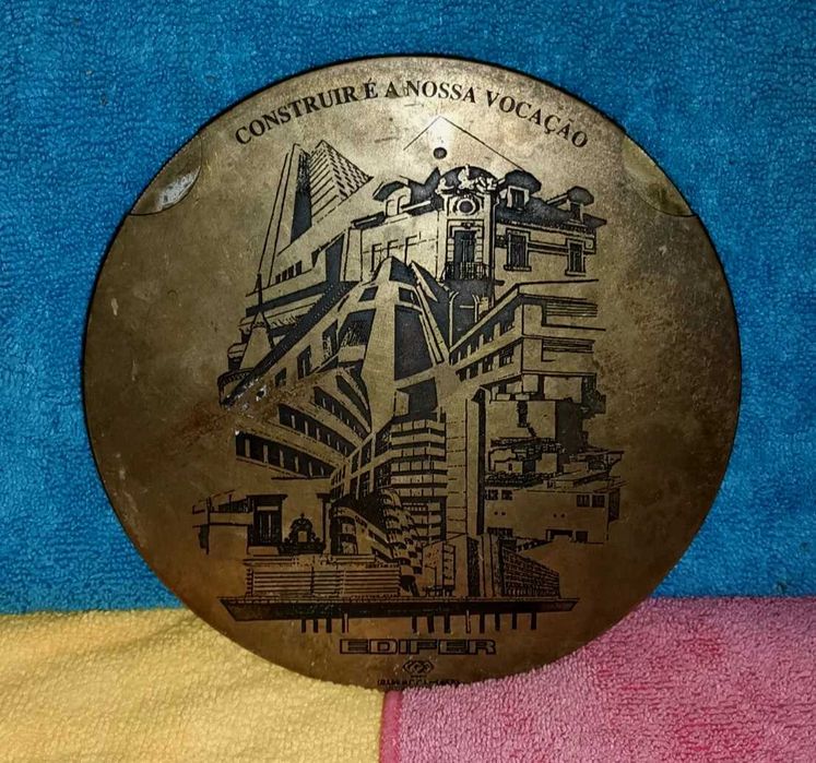 Calendário Perpétuo Giratório Antigo em Latão