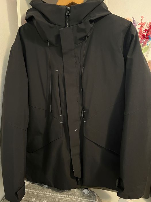 Зимова куртка Zara