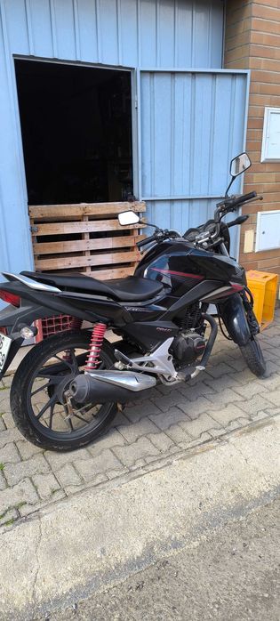 Moto Honda CBF125