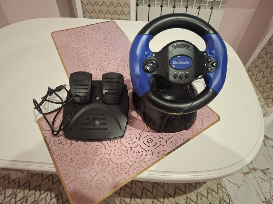 Игровой руль и педали Defender