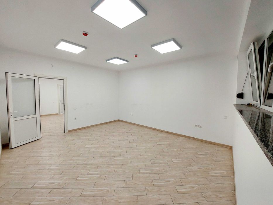 оренда приміщення Зелена. Нежитлове приміщення з євроремонтом.