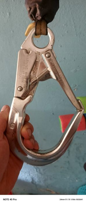 Urządzenie samohamowne 3M™ DBI-SALA® Nano-Lok™,