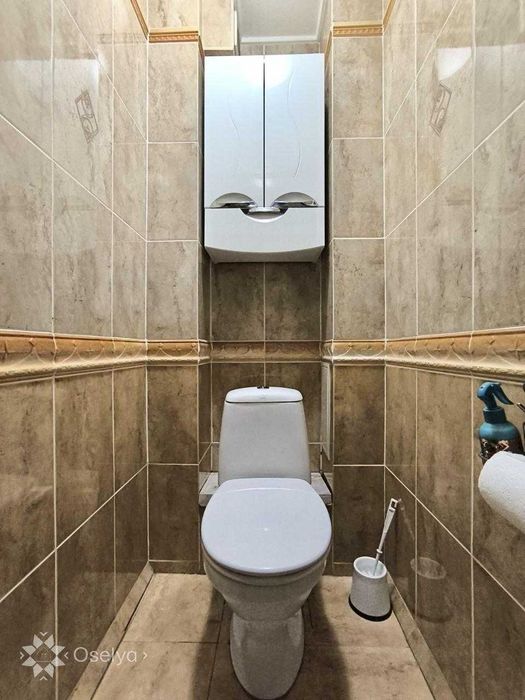 Продаж 2 кімнатної квартири з ремонтом в Києві 54 м2 Дарницький