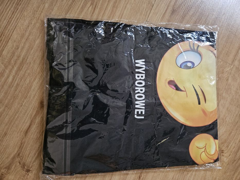 T-shirt z śmiesznym napisem
