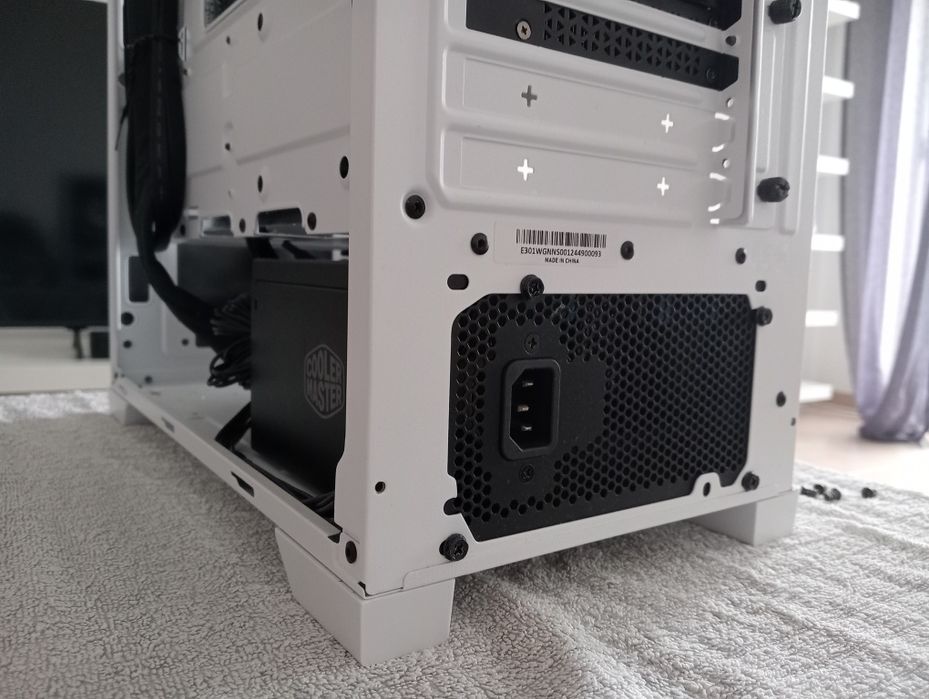 Fonte de Alimentação Cooler Master 800W