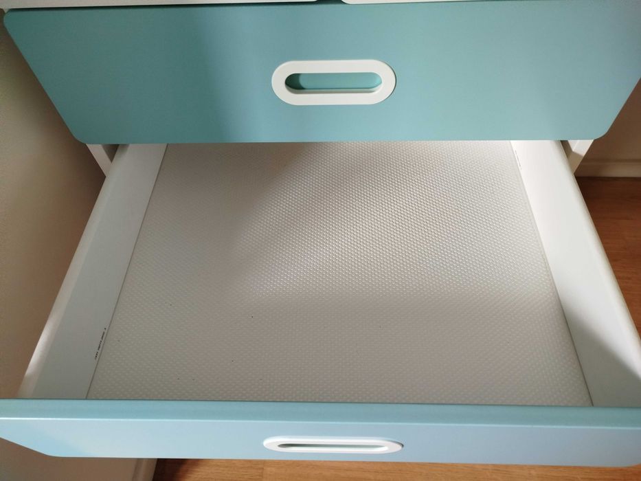 Roupeiro IKEA criança