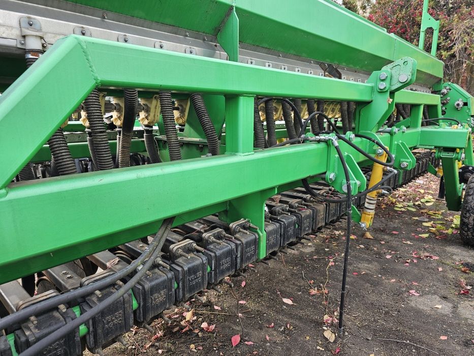 Ніка 6 сівалка Велес Агро