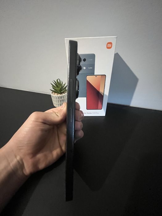 Xiaomi Redmi note 13 pro