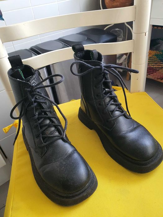 Botas Zara 34 menina, usadas uma vez, como novas
