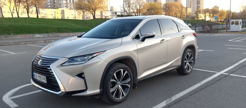 Офіційний Lexus RX 2016