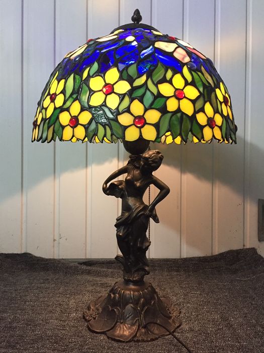 Lampa witrażowa TIFFANY motyle kwiaty 41/65cm