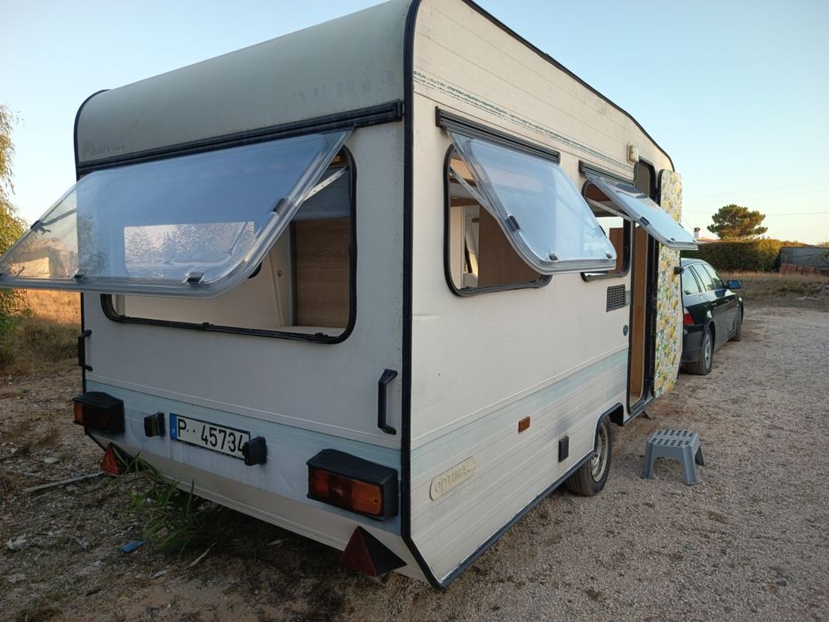 Caravana Adria Optima 425 Interior Renovado / Documentação em dia
