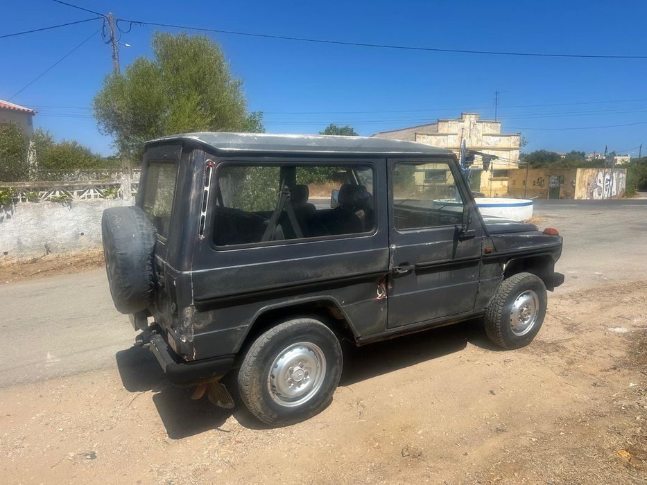 Mercedes  G 300 D