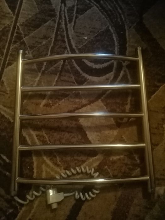 Сушилка электрическая для полотенец с регулятором.