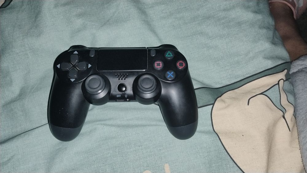 Продам джойстик  вживаний