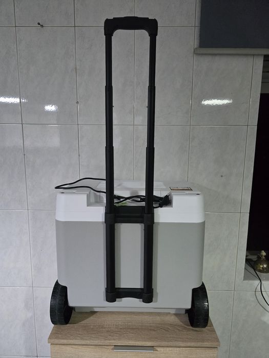 Arca frigorífico carro. 12v e 220v