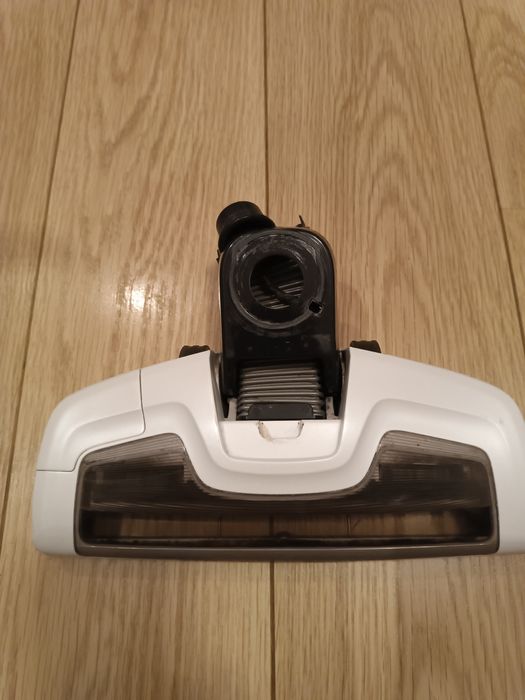 // Odkurzacz pionowy Electrolux ErgoRapido - turboszczotka