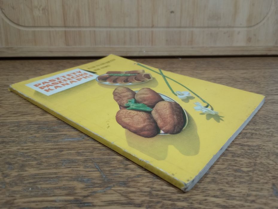 Pasztety, paszteciki, kanapki.