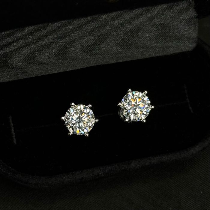 Сережки з муассанітами 1, 2 та 4 ct