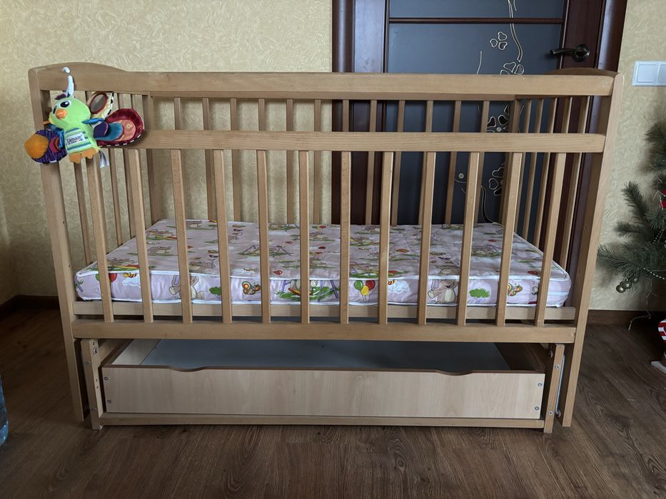 Ліжко для дитинки