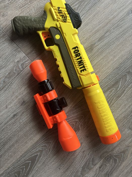 Pistolet  Fortnite Nerf polecam