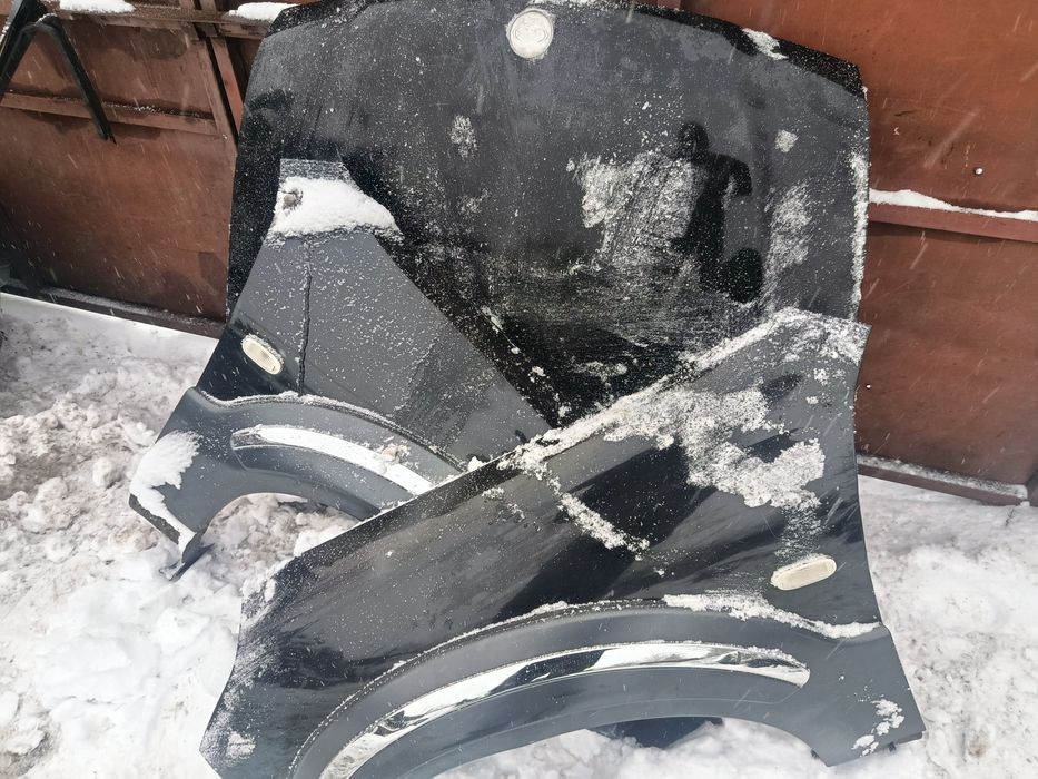 Продам кузовные детали.SSANG YONG REXTON. 2007 год