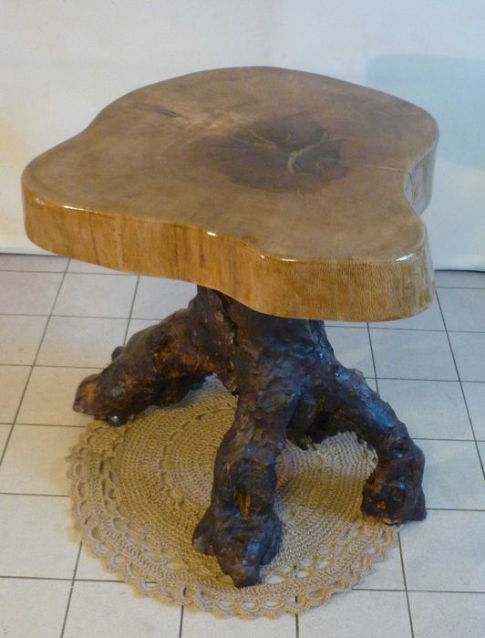 Mesa artesanal - peça única