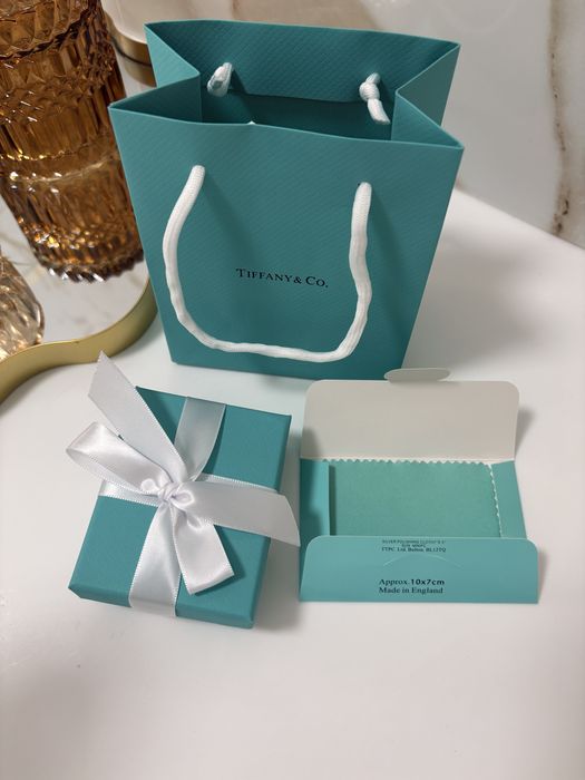 Colar Tiffany & Co prateado