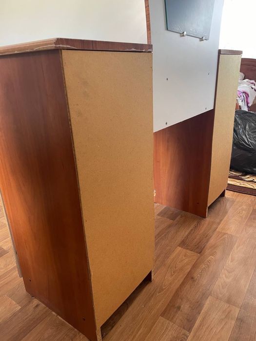 Туалетний стіл столик косметики трюмо тумба дзеркалом тумбочка трильяж