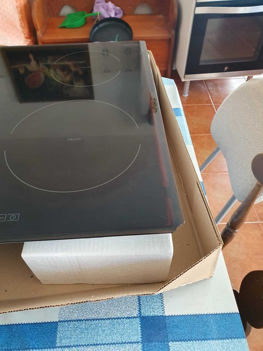 Vendo Placa de indução 99€
