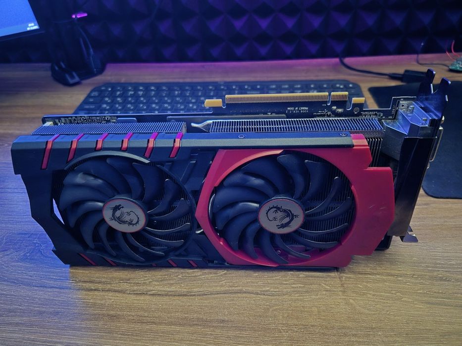 Radeon r9 390 8gb