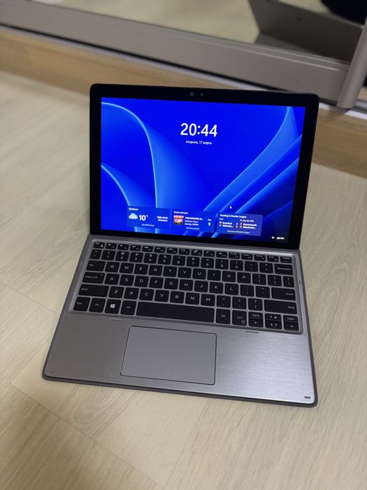 Dell Latitude 2 in 1 7210 16/256