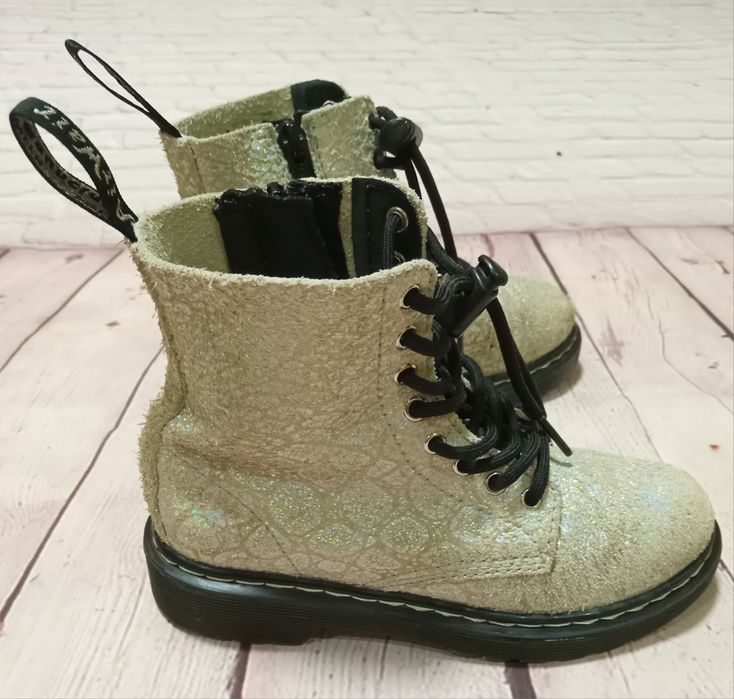 Дитячі черевики, сапоги, ботинки Dr.Martens Pascal 31 р., 19.7 см