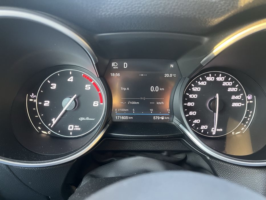 Alfa romeo stelvio usado