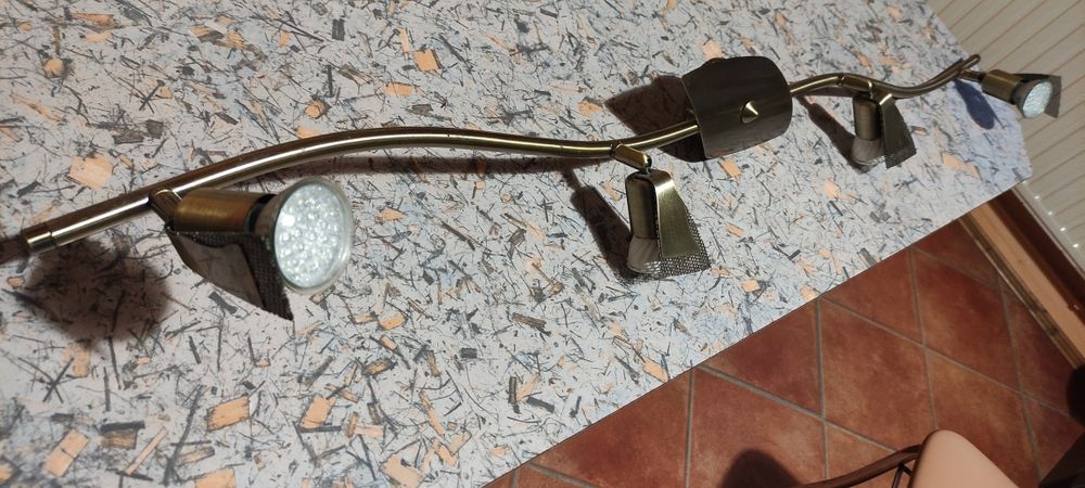 Lampa sufitowa halogen led