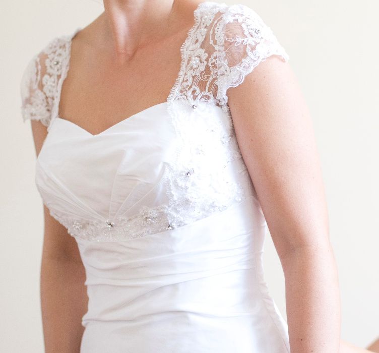 Suknia ślubna Julia Rosa koronka biała r. 36