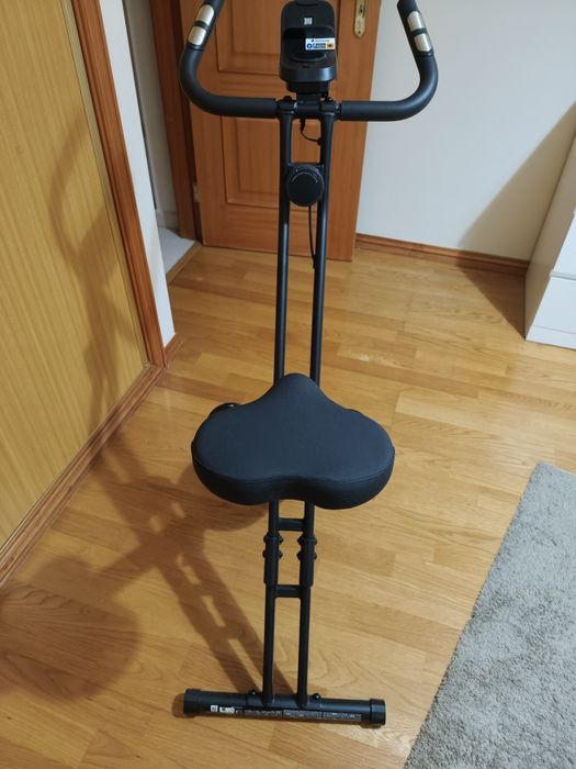 Bicicleta Estática Domyos X-Bike 100 V2 bluetooth, Preto | usada 3x | com garantia de 3 anos Decathlon