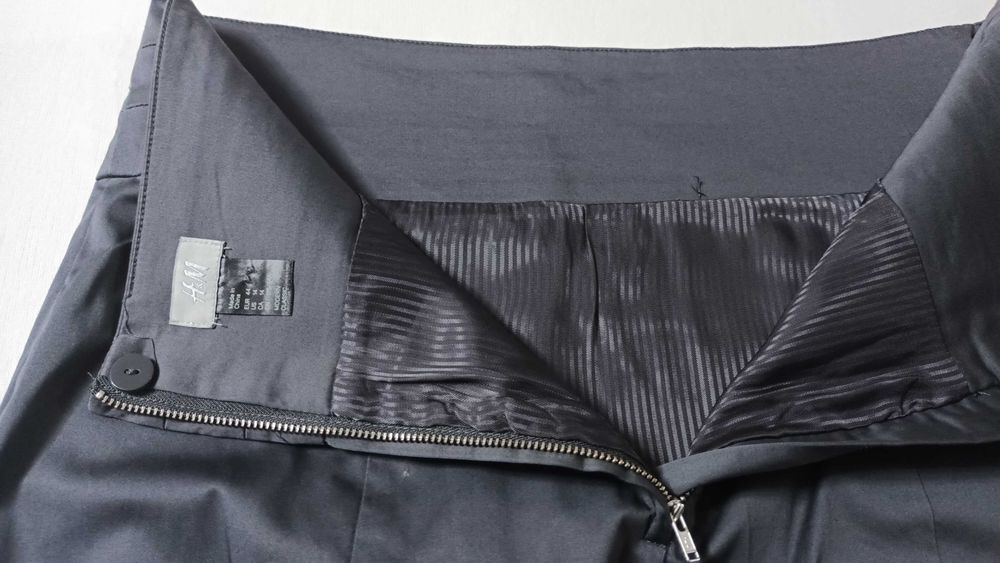 Saia em cinzento da H&M