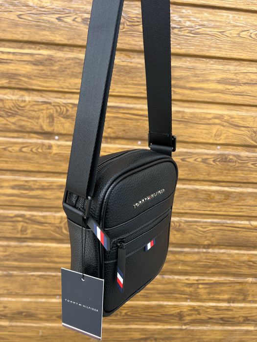 Чоловіча сумка Tommy Hilfiger чорна через плече | стильна месенджер | нова