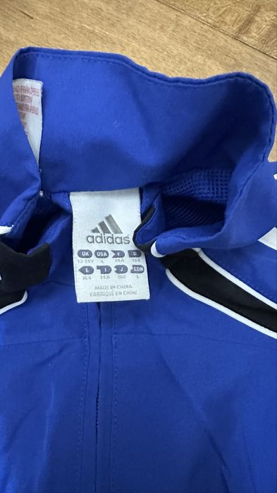Adidas спорт костюм 164 см 13-14 років