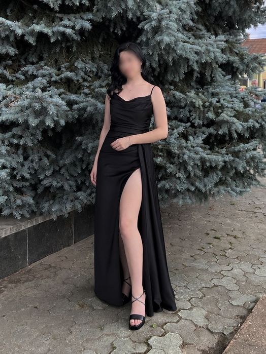 Продам сукню вечірню
