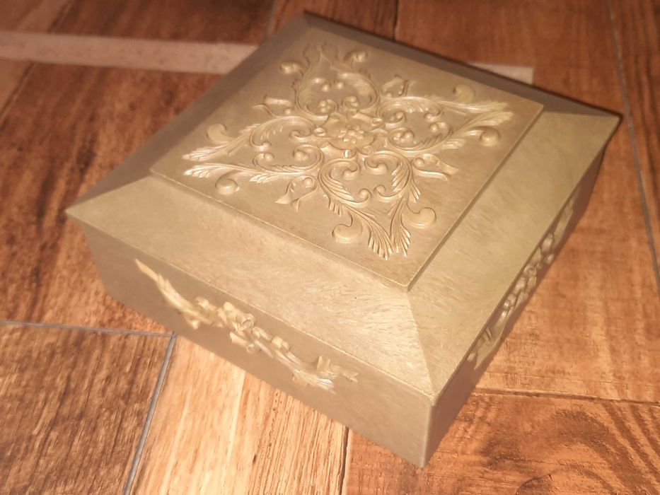 Шкатулка для прикрас часів СРСР