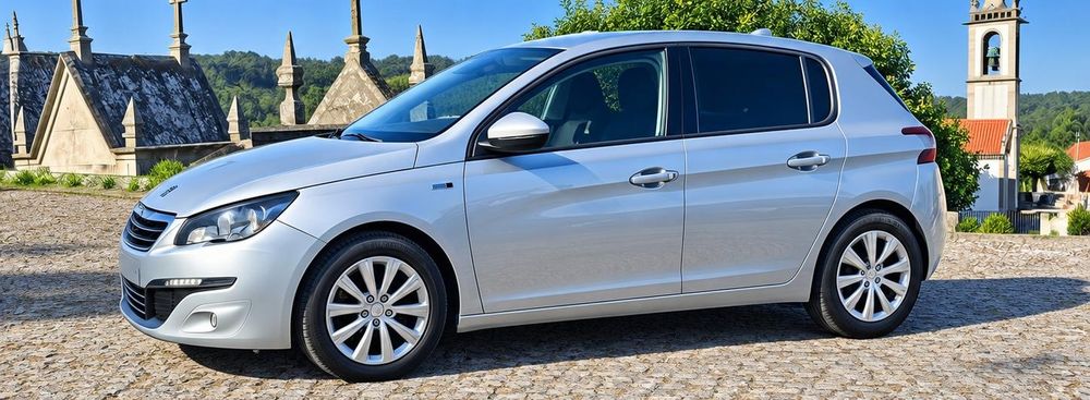 Peugeot 308 1.2 Thp — photo 2