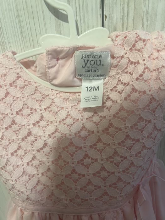 Святкові сукні для дівчаток( в ідеальному стані)