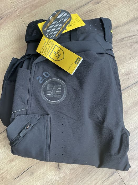 56 Spodnie robocze snickers 6944 czarne